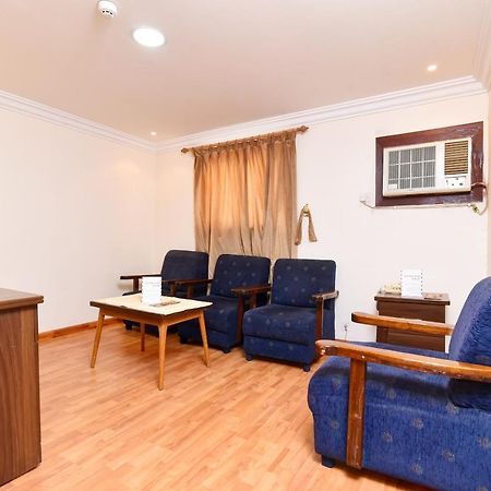 Oyo 416 Bonais Hotel Ал Ахса Екстериор снимка
