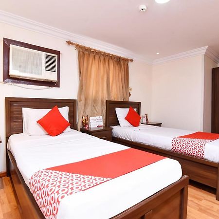Oyo 416 Bonais Hotel Ал Ахса Екстериор снимка