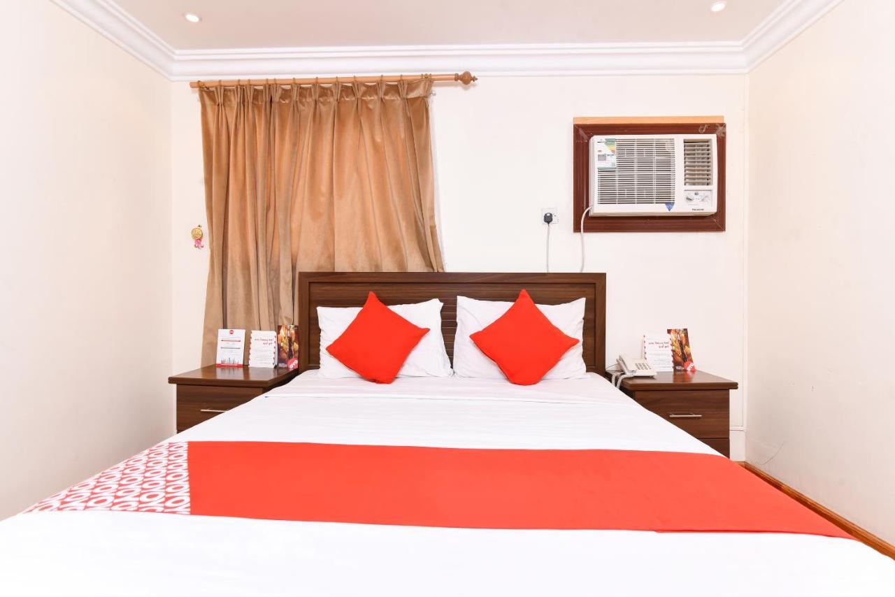 Oyo 416 Bonais Hotel Ал Ахса Екстериор снимка